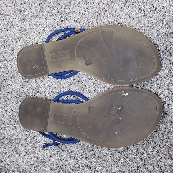 Sandals - Picture 2 of 2